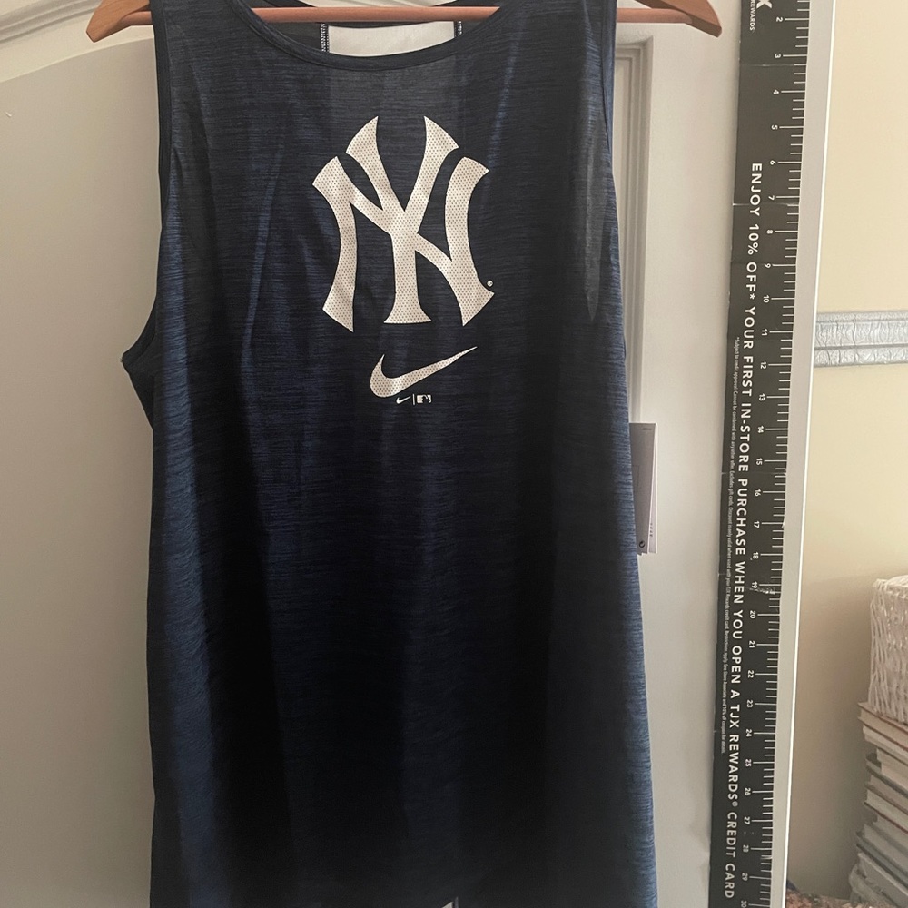 NWT Nike Dri-Fit Yankees Tank Top women’s XXL